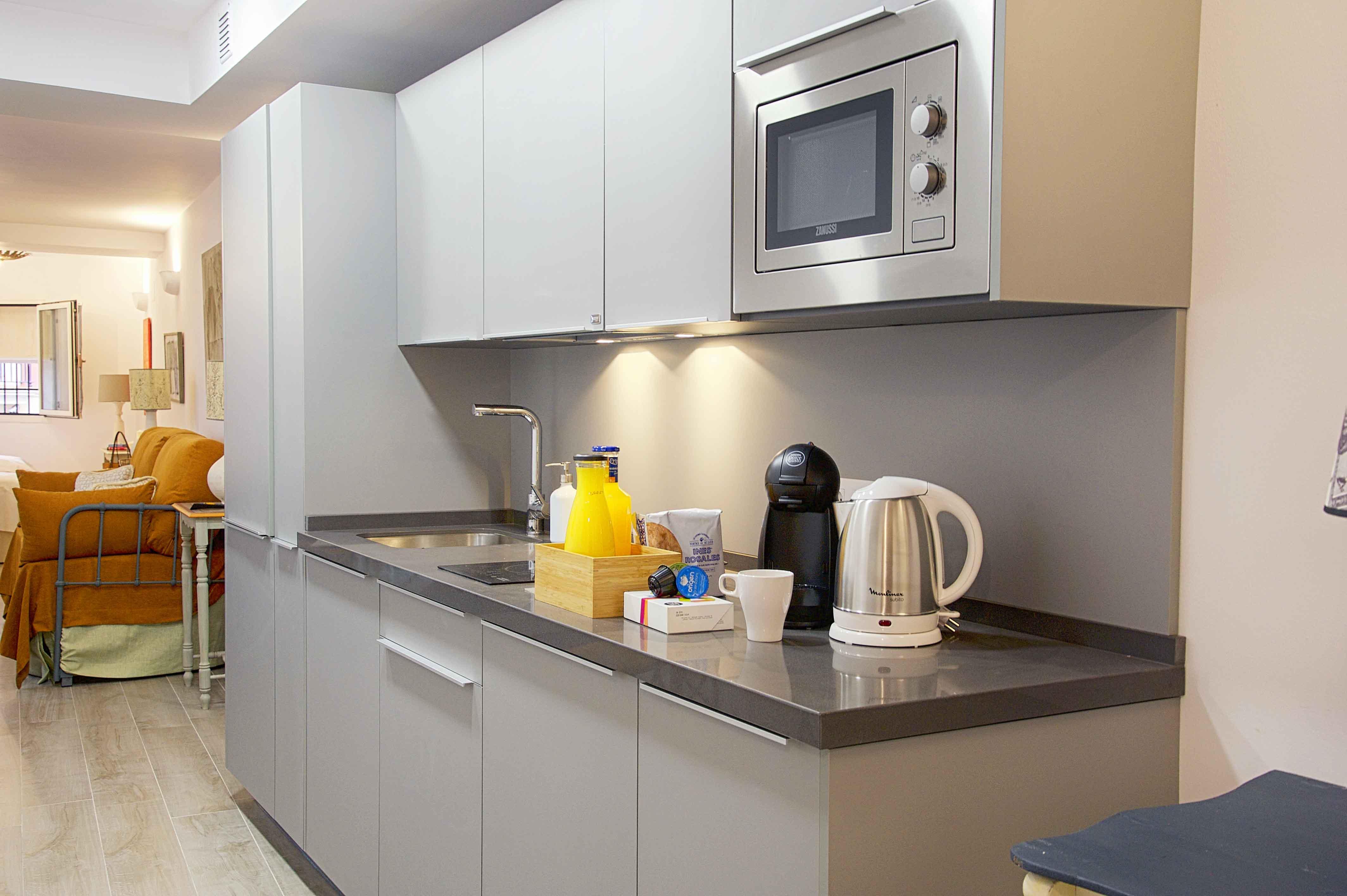 โอเวอร์แลนด์ สวีท กาเตดรัล Apartment เซบีญา ภายนอก รูปภาพ